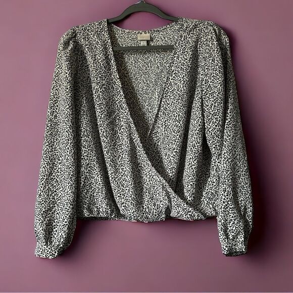 A NEW DAY Blouse Breathable Wrap-Front Floral Pattern Long Sleeves Black/White S - Picture 3 of 7